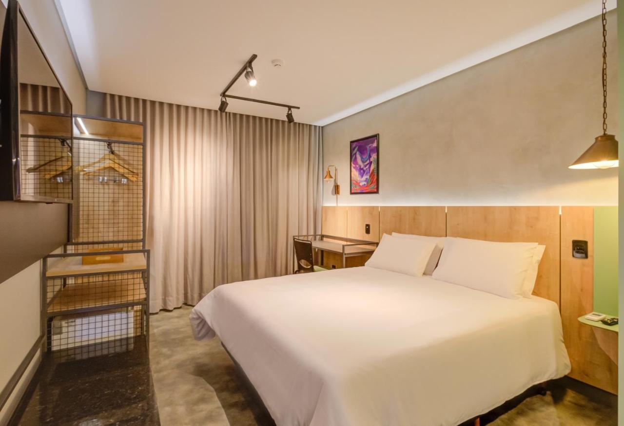 Deluxe Room,1299456931:JPEG