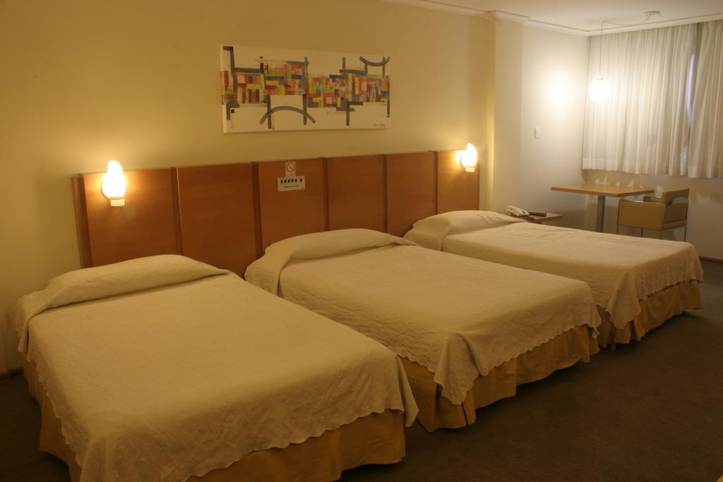 Quarto Triplo Standard